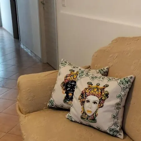 La Chimera * Giardini-Naxos